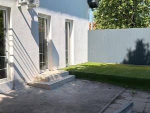 Vecsésen földszinti lakás eladó+ 25 nm terasszal