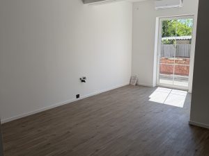 Földszinti lakás alacsony áron autóbeállóval